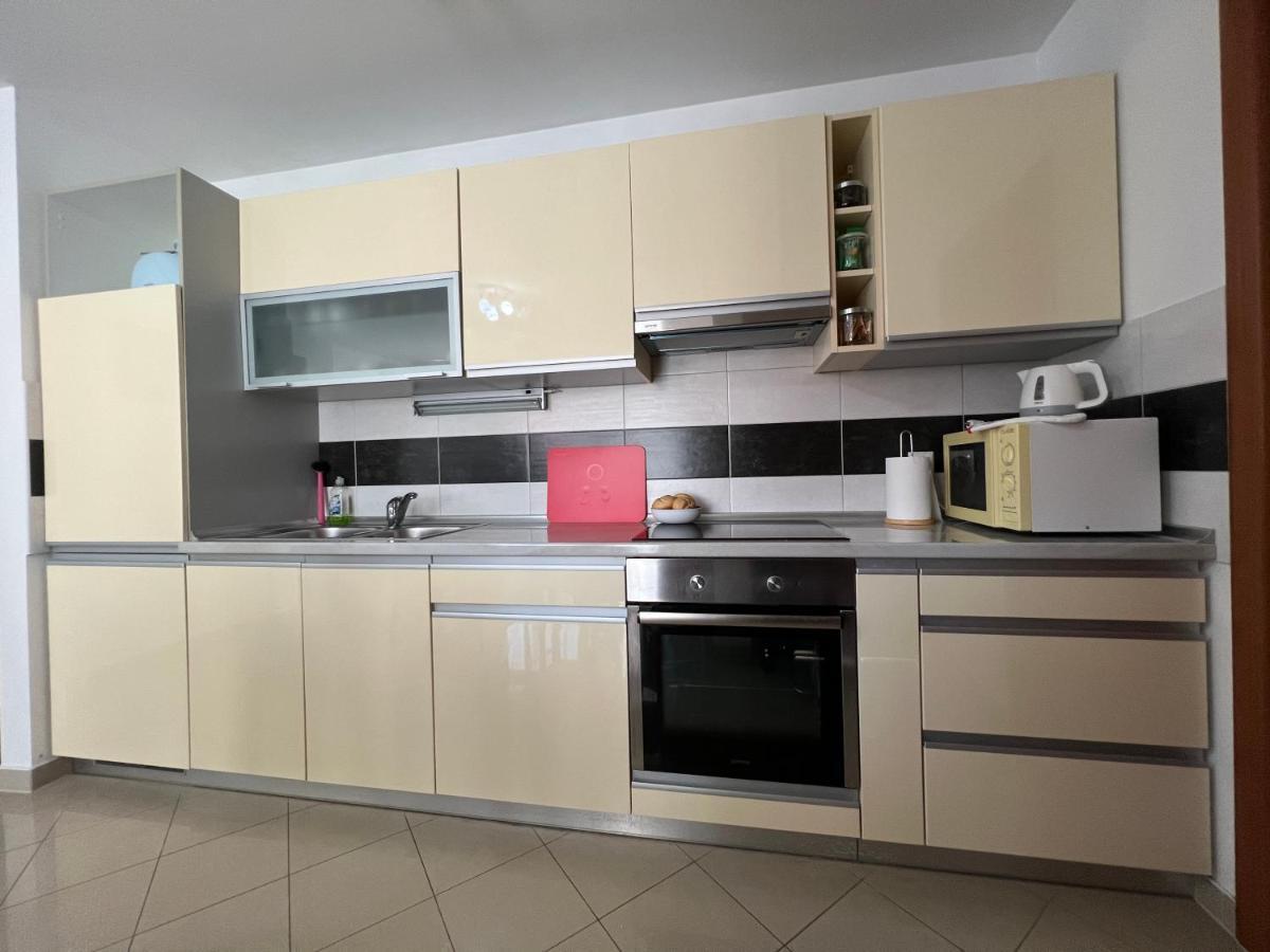 Apartman Ruza Apartment Пула Екстериор снимка