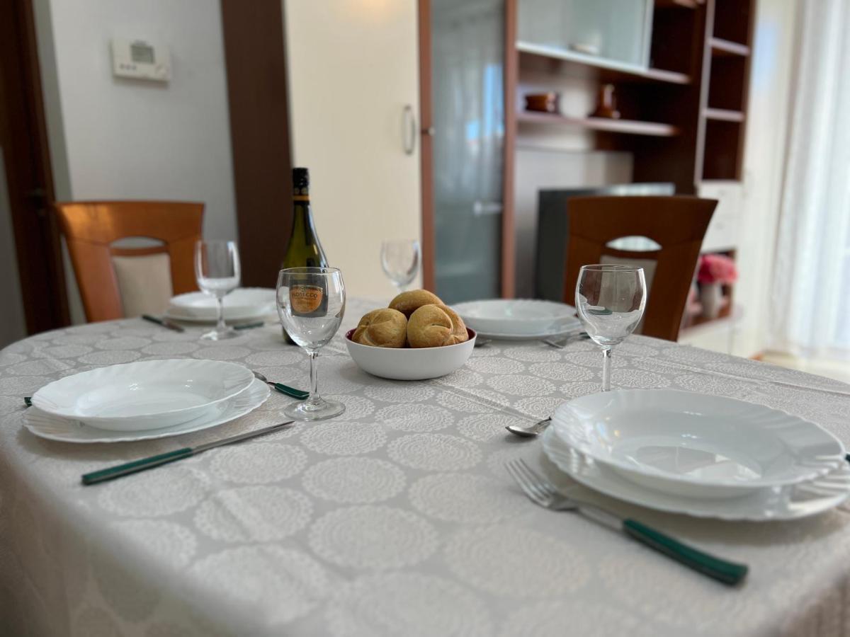 Apartman Ruza Apartment Пула Екстериор снимка