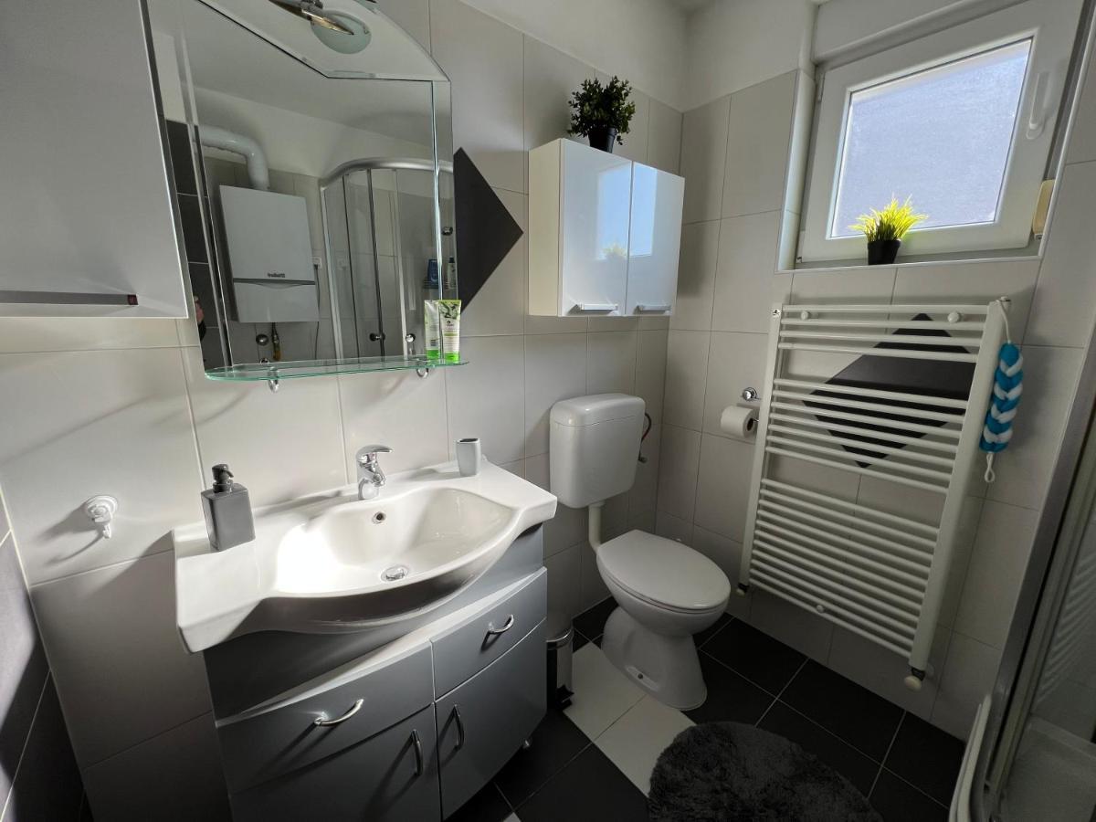 Apartman Ruza Apartment Пула Екстериор снимка